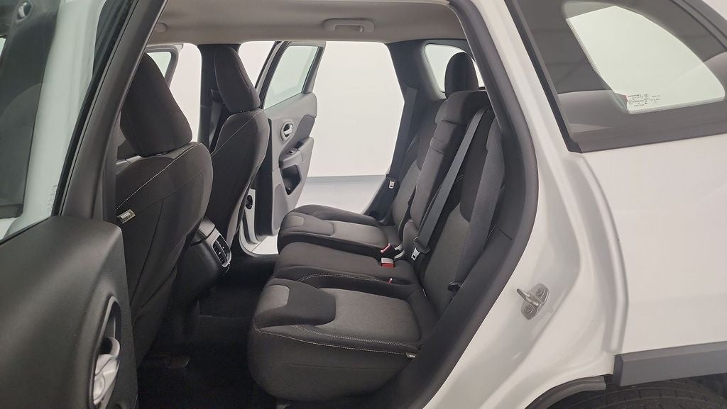 2015 Jeep Cherokee Sport