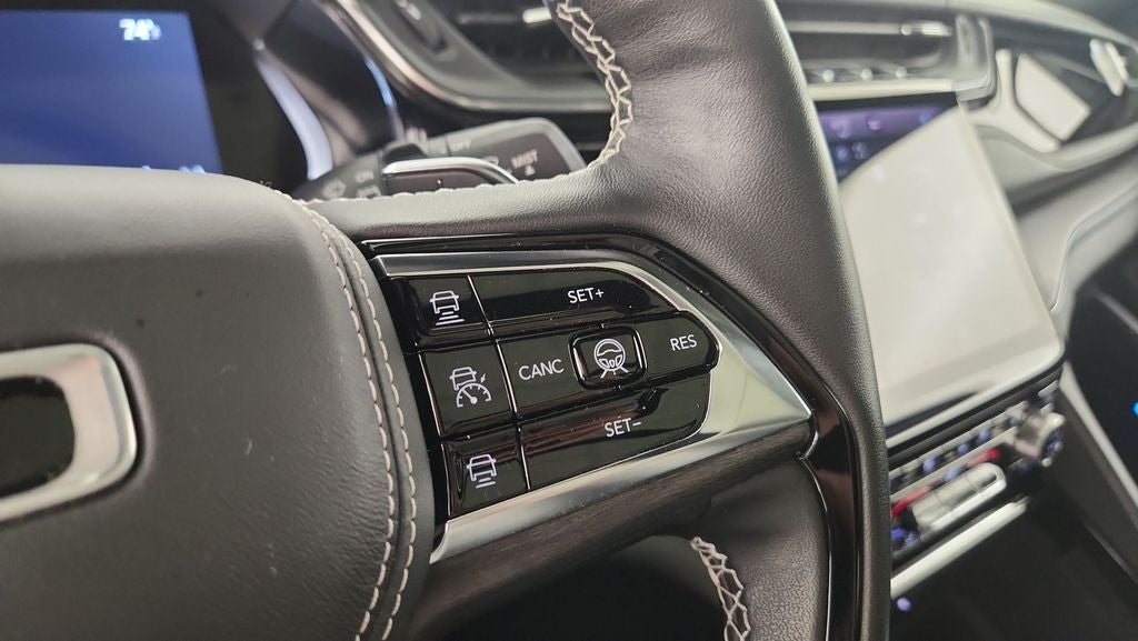 2022 Jeep Grand Cherokee Overland