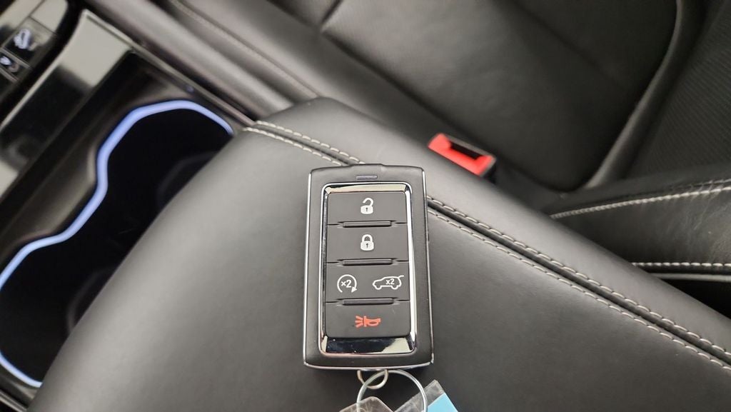 2022 Jeep Grand Cherokee Overland