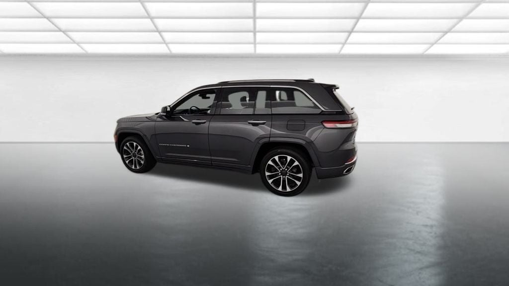 2022 Jeep Grand Cherokee Overland
