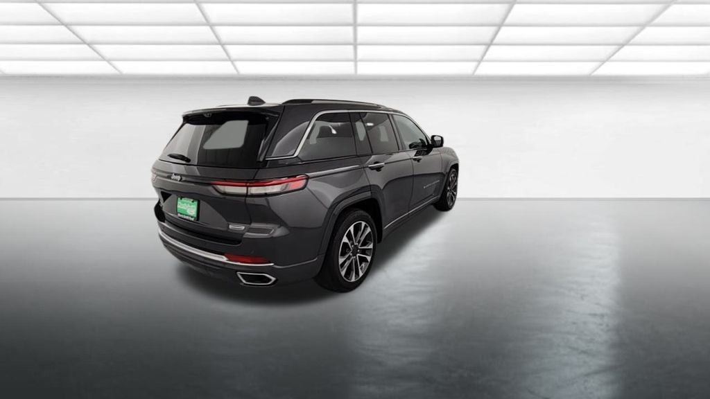 2022 Jeep Grand Cherokee Overland