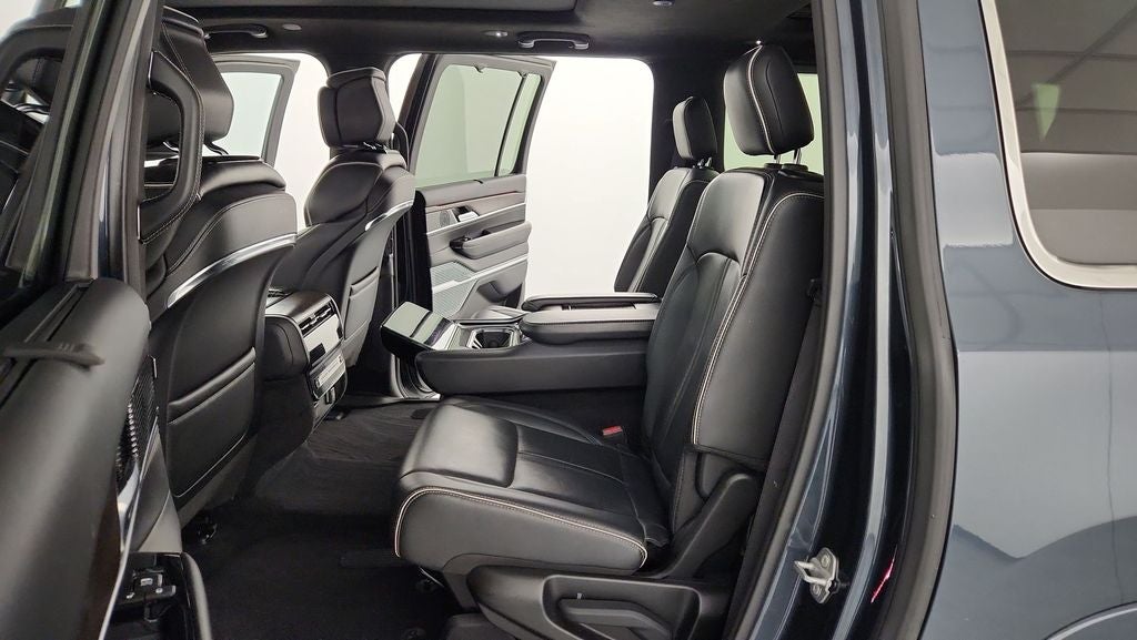 2023 Jeep Grand Wagoneer L Series II