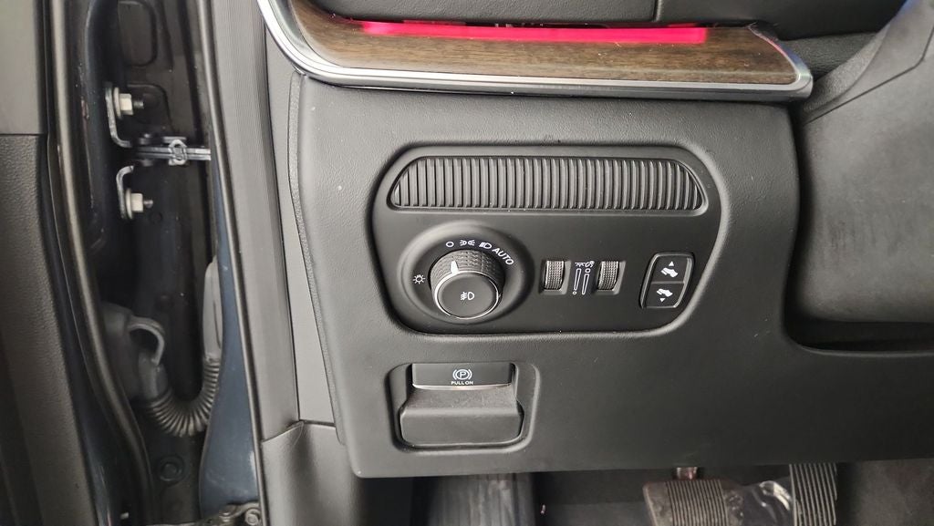 2023 Jeep Grand Wagoneer L Series II