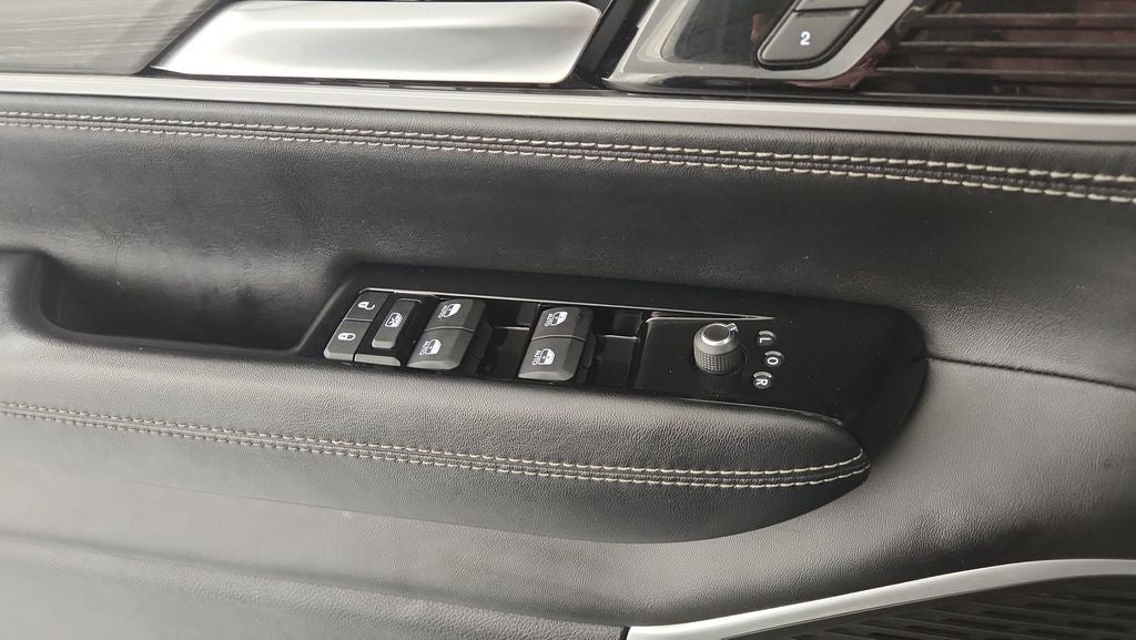 2023 Jeep Wagoneer Series II