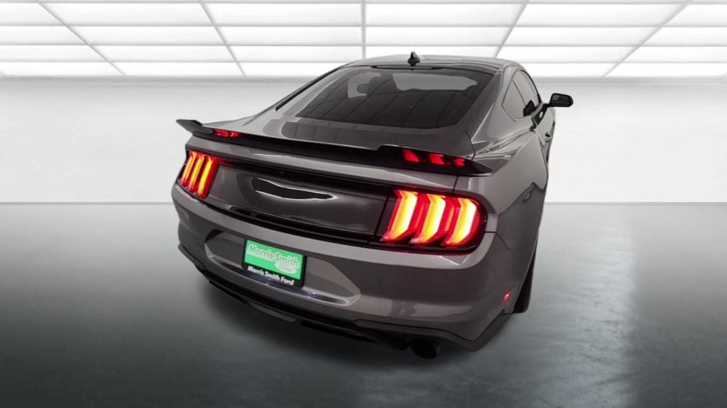 2021 Ford Mustang EcoBoost