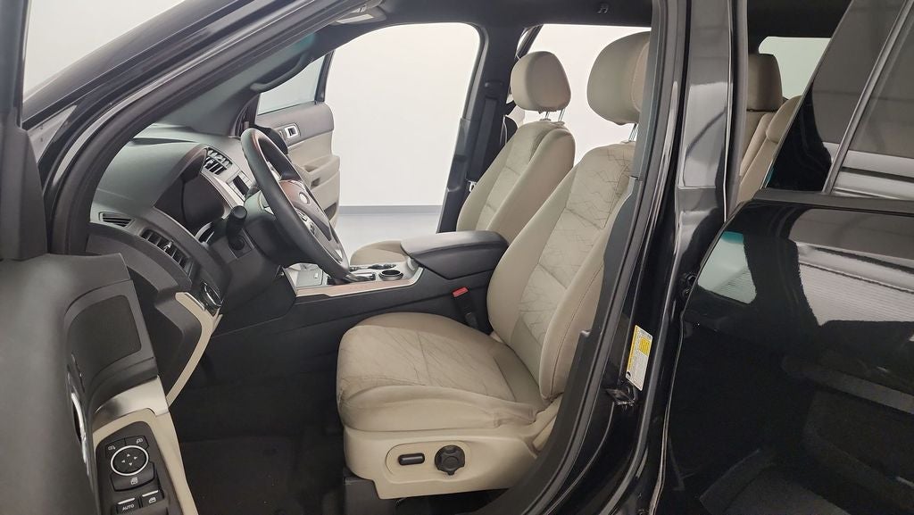 2015 Ford Explorer Base