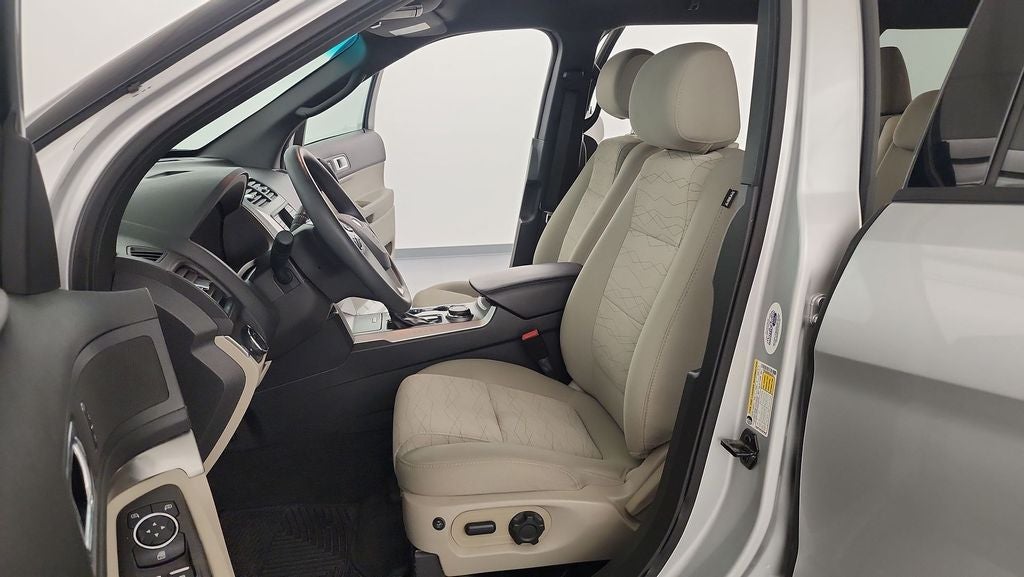 2015 Ford Explorer Base