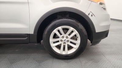 2015 Ford Explorer Base