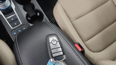 2022 Ford Escape Titanium