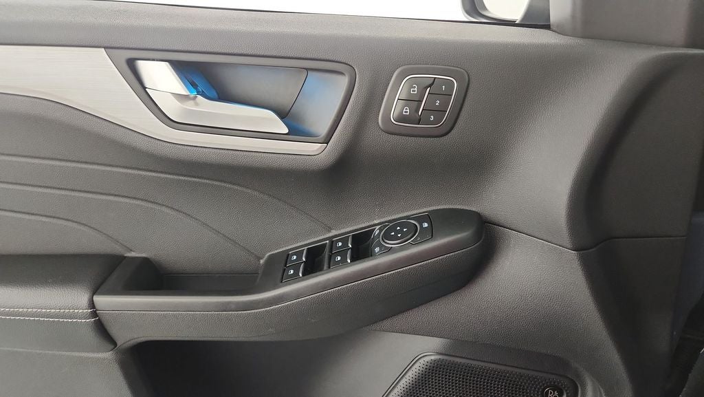 2024 Ford Escape Hybrid Platinum