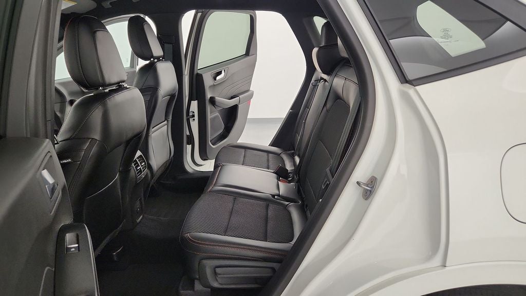 2024 Ford Escape ST-Line Select