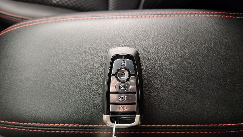 2024 Ford Escape Hybrid ST-Line Select