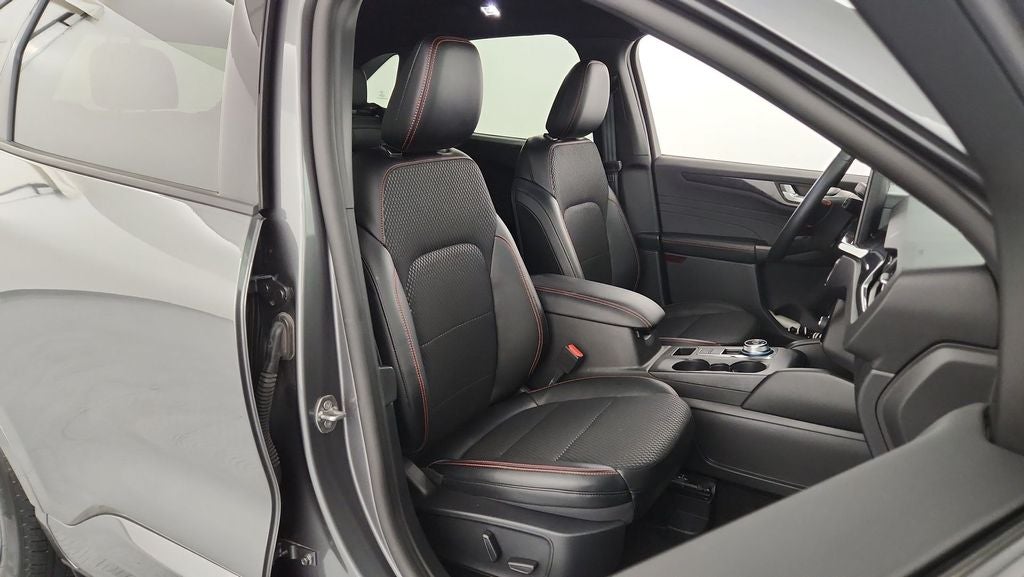 2024 Ford Escape Hybrid ST-Line Select