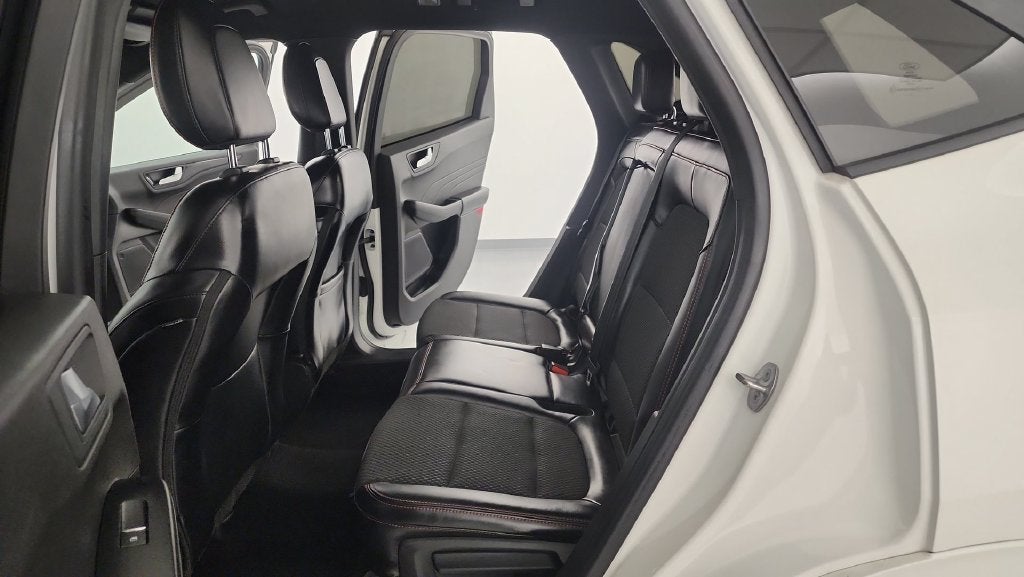 2023 Ford Escape ST-Line Elite