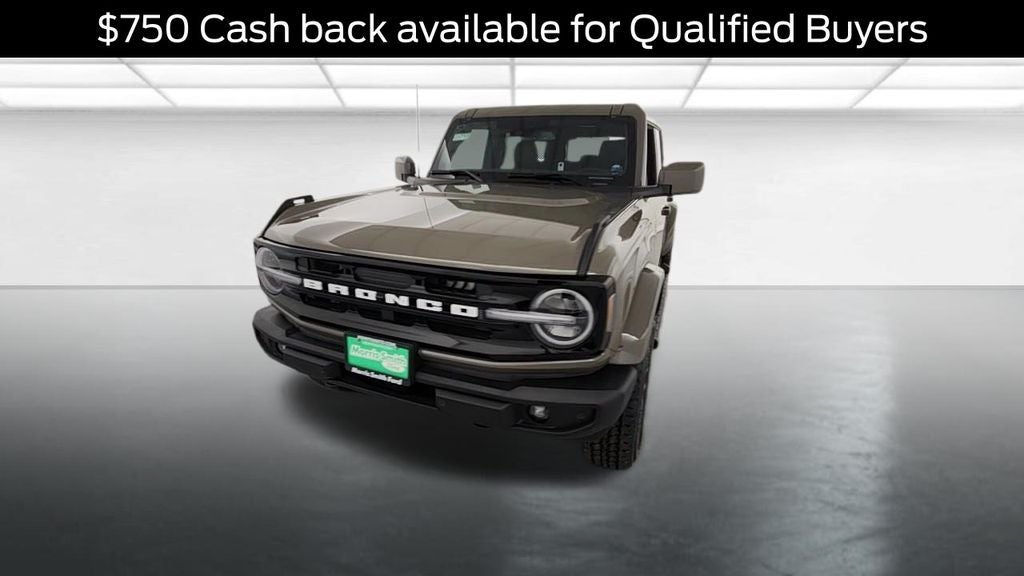 2026 Ford Bronco Outer Banks