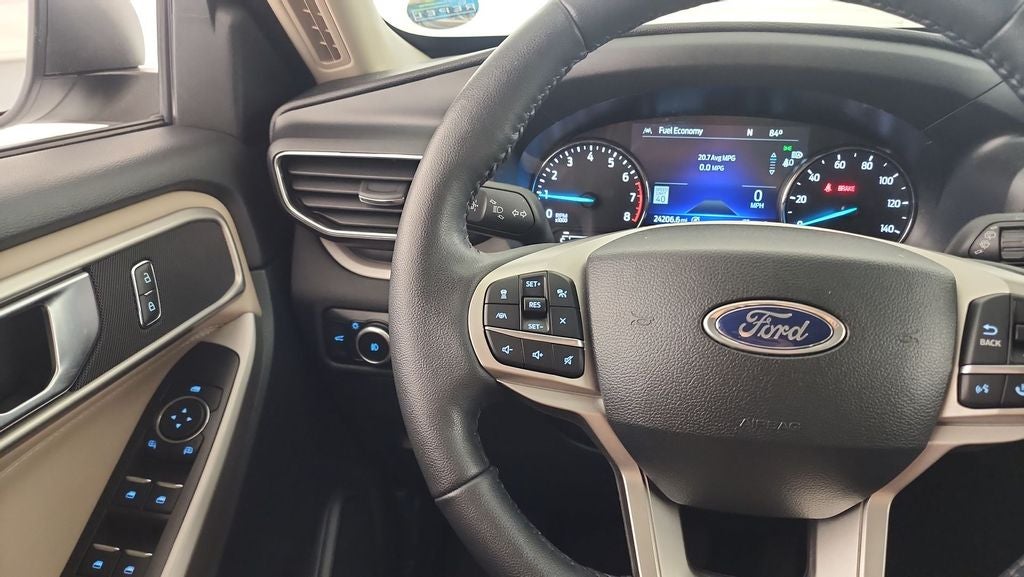 2024 Ford Explorer XLT