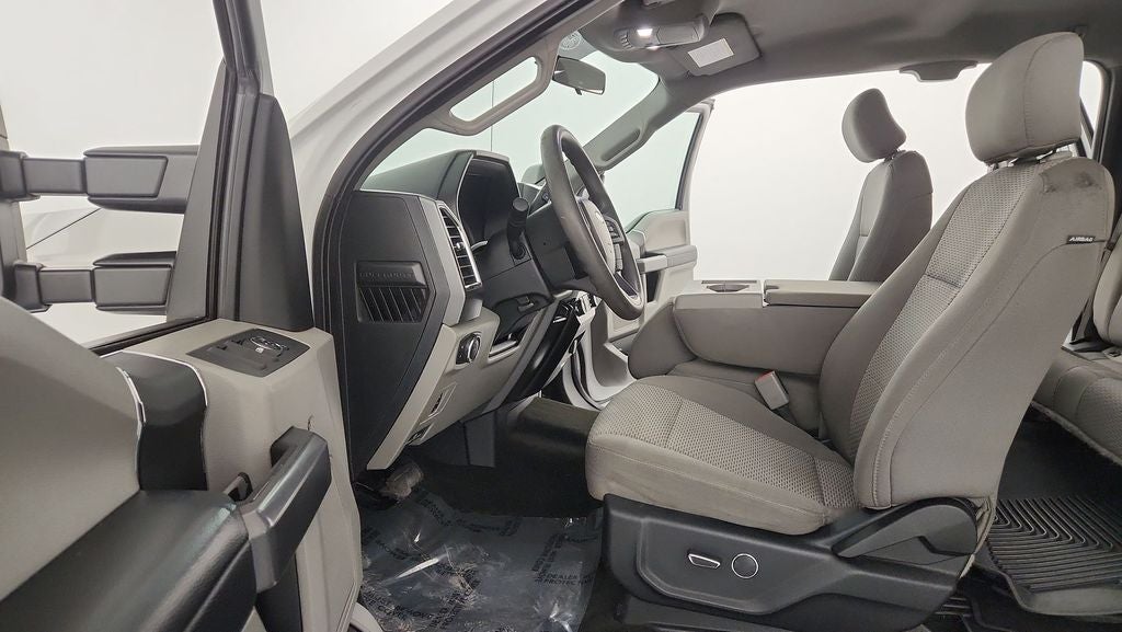 2017 Ford F-250SD XLT