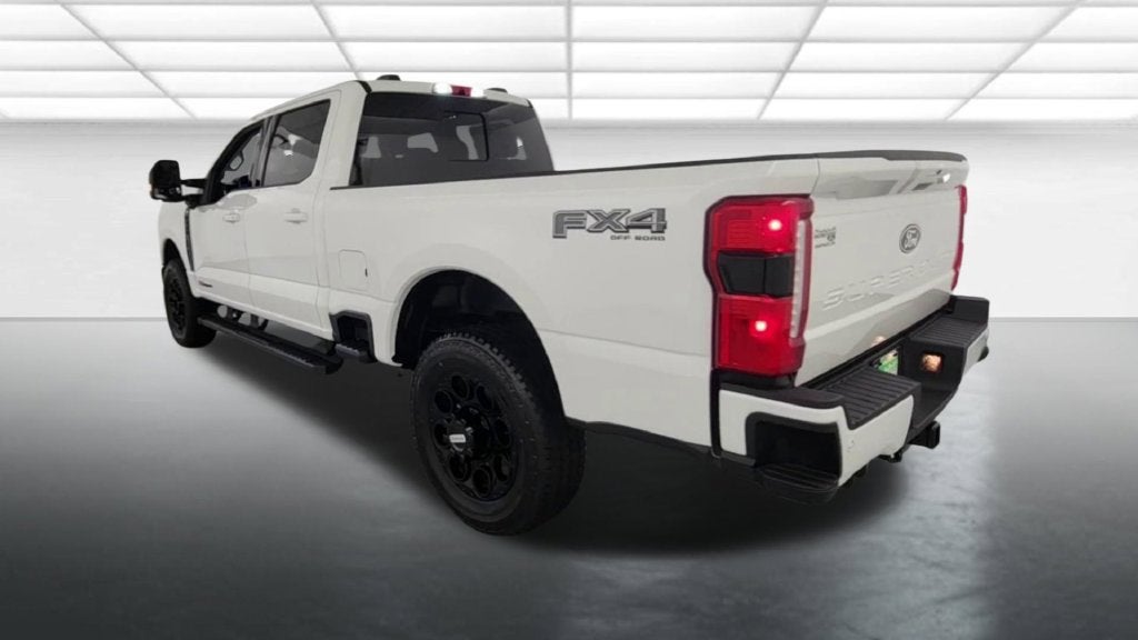 2027 Ford F-350SD Lariat