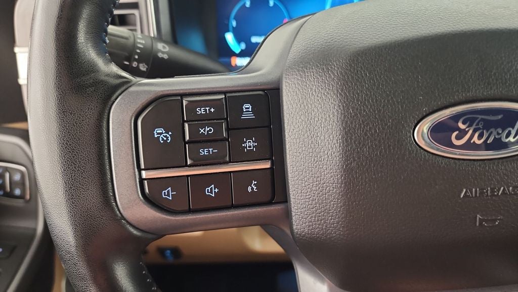 2023 Ford F-350SD Lariat