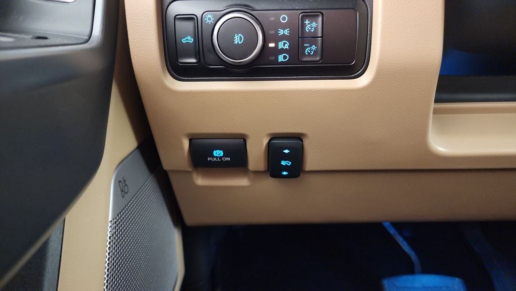 2023 Ford F-350SD Lariat