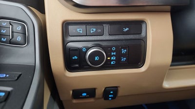 2023 Ford F-350SD Lariat