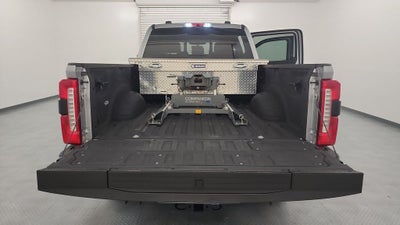 2023 Ford F-350SD Lariat