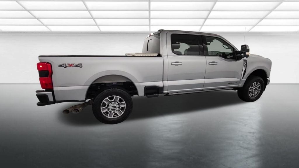 2023 Ford F-350SD Lariat