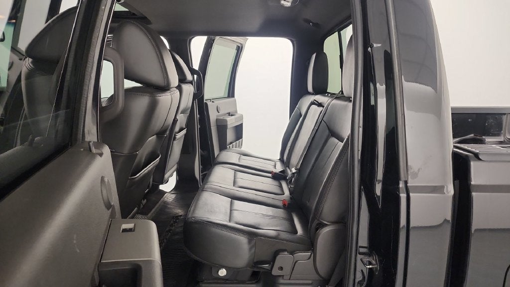 2011 Ford F-350SD Lariat DRW