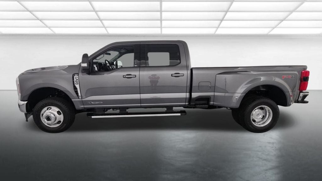 2026 Ford F-350SD XLT DRW