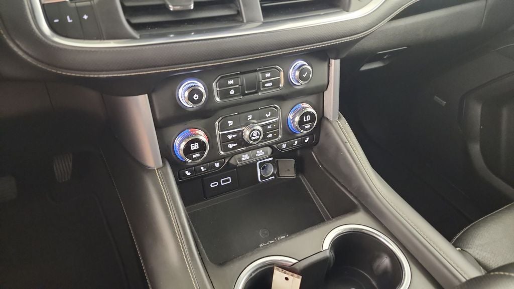 2021 GMC Yukon SLT