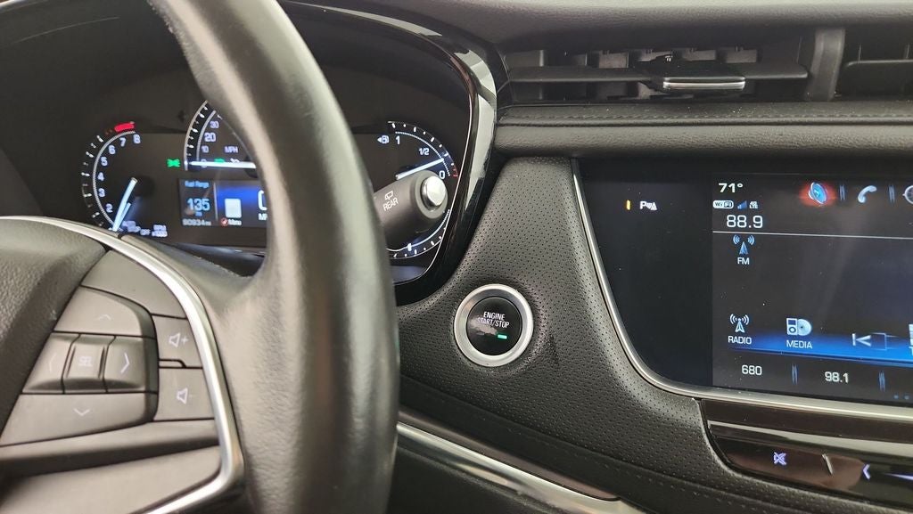 2018 Cadillac XT5 Premium Luxury