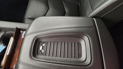 2018 Cadillac Escalade ESV Base