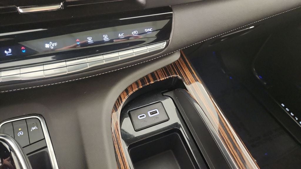 2024 Cadillac Escalade ESV Premium