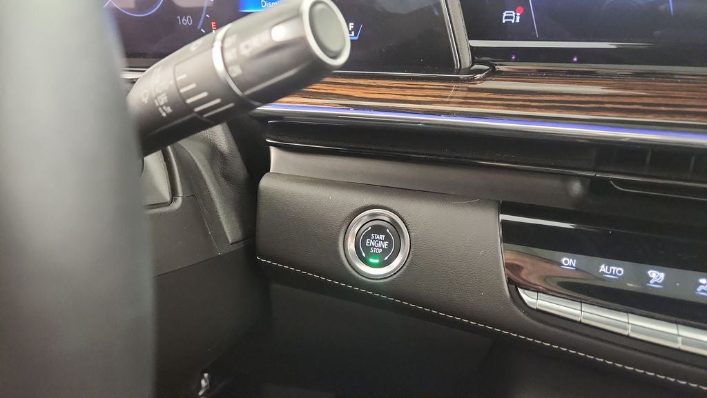 2024 Cadillac Escalade ESV Premium