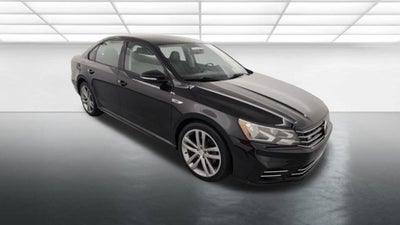 2018 Volkswagen Passat 2.0T R-Line