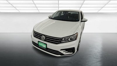 2017 Volkswagen Passat 1.8T R-Line