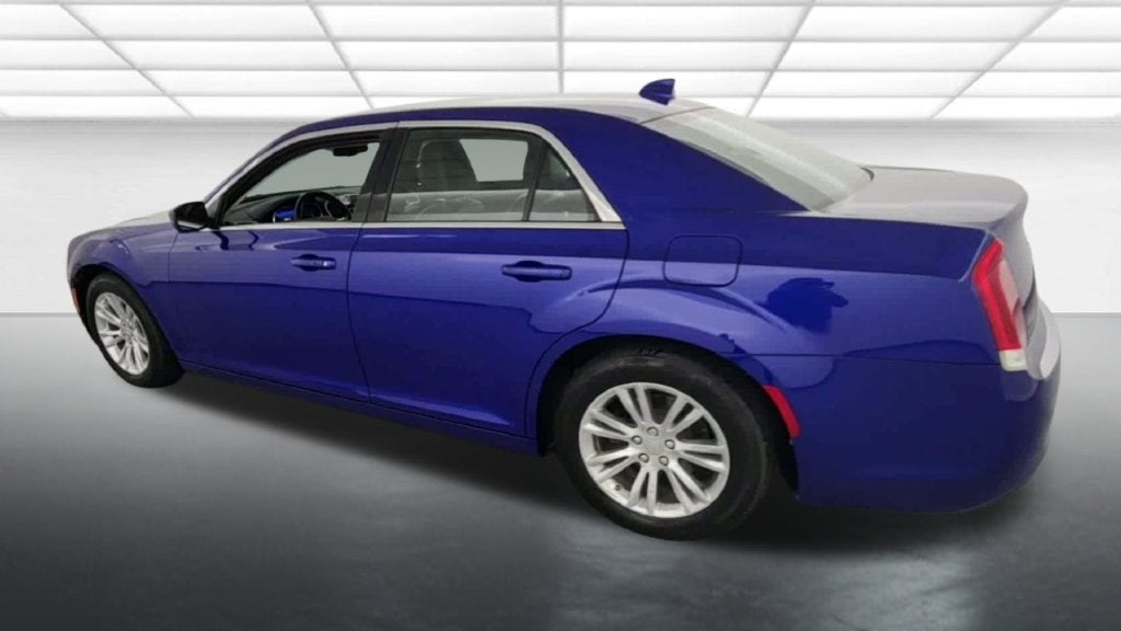 2018 Chrysler 300 Touring