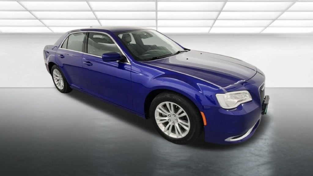 2018 Chrysler 300 Touring