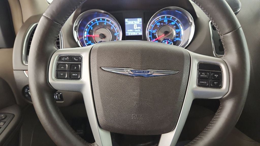 2014 Chrysler Town & Country Touring-L