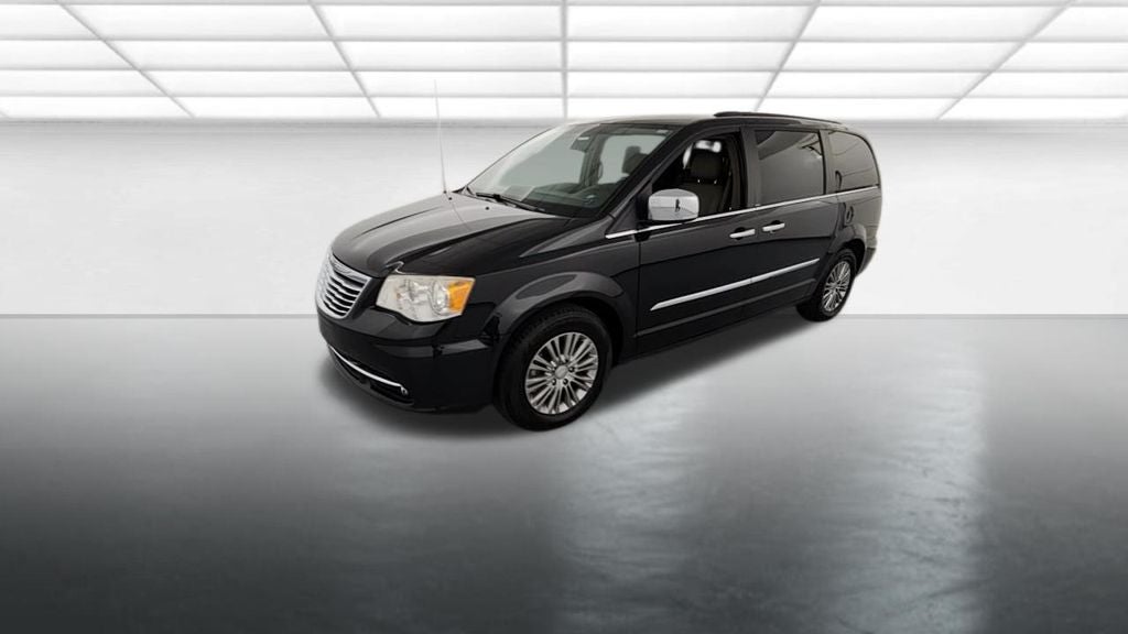2014 Chrysler Town & Country Touring-L