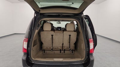 2014 Chrysler Town & Country Touring-L
