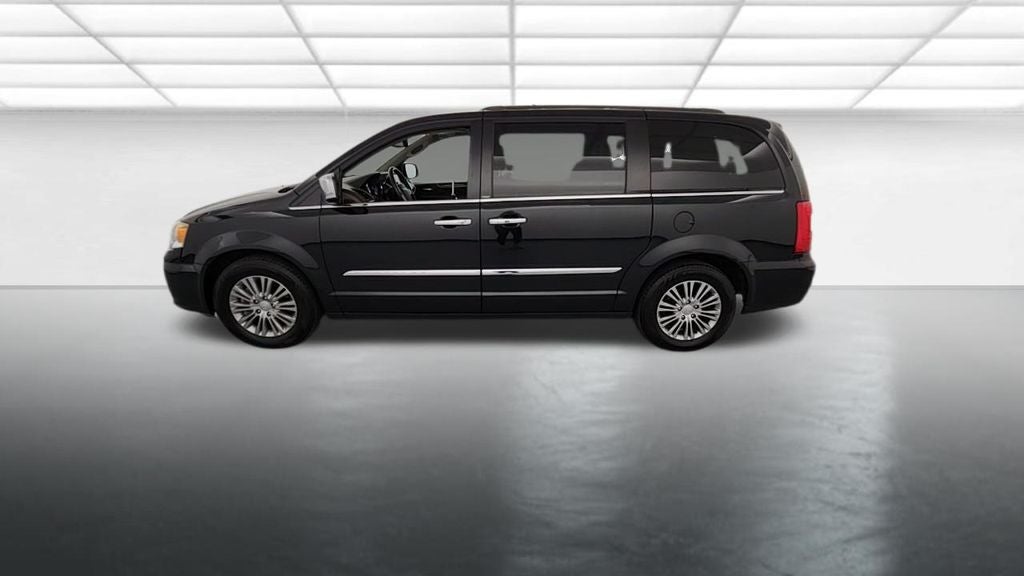 2014 Chrysler Town & Country Touring-L