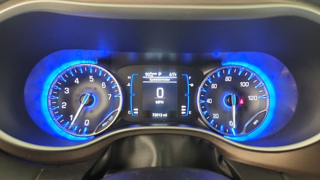 2023 Chrysler Voyager LX