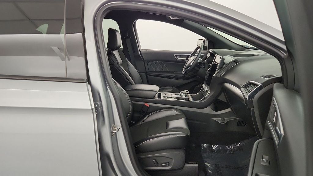 2023 Ford Edge ST