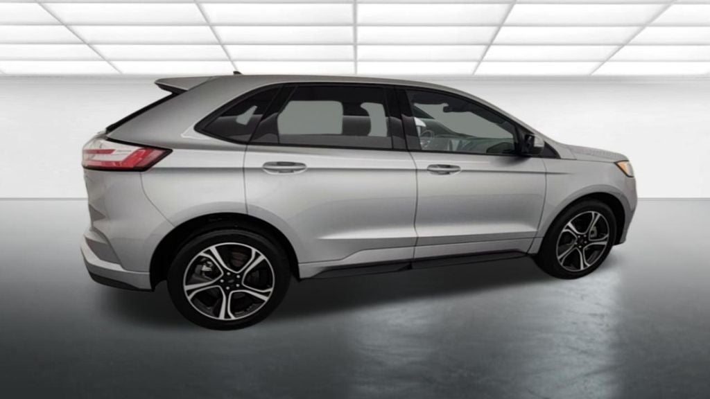 2023 Ford Edge ST