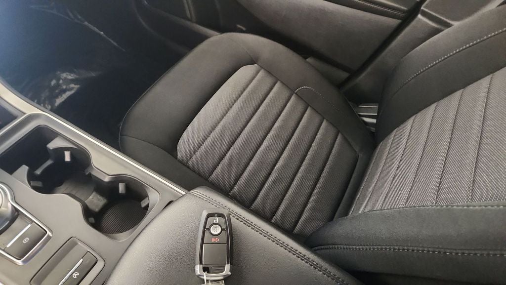 2022 Ford Edge SE