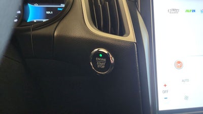 2023 Ford Edge SE