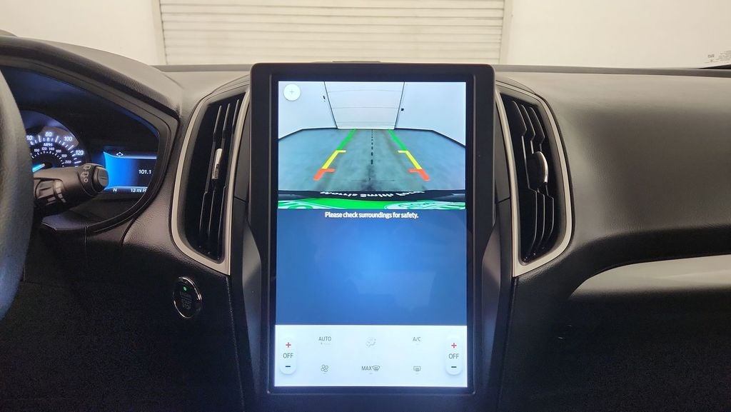 2023 Ford Edge SE