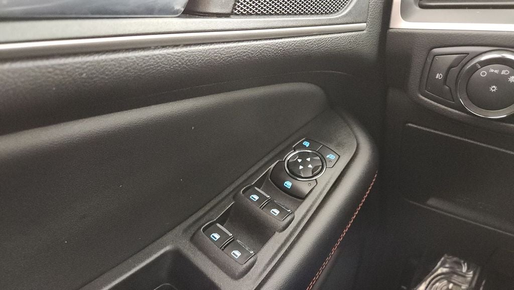 2022 Ford Edge ST Line