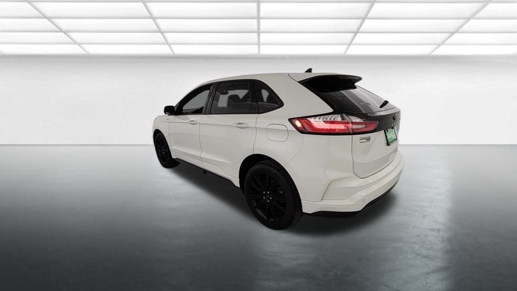 2022 Ford Edge ST Line